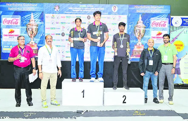 కన్హాలో ముగిసిన బ్యాడ్మింటన్‌ పోటీలు 