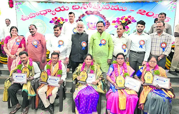 సమాజ నిర్మాతలు