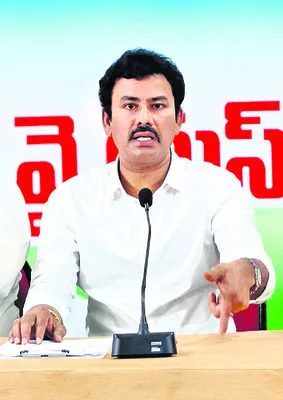 కమీషన్ల కక్కుర్తే కారణం