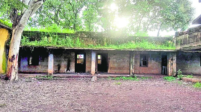 శిథిల