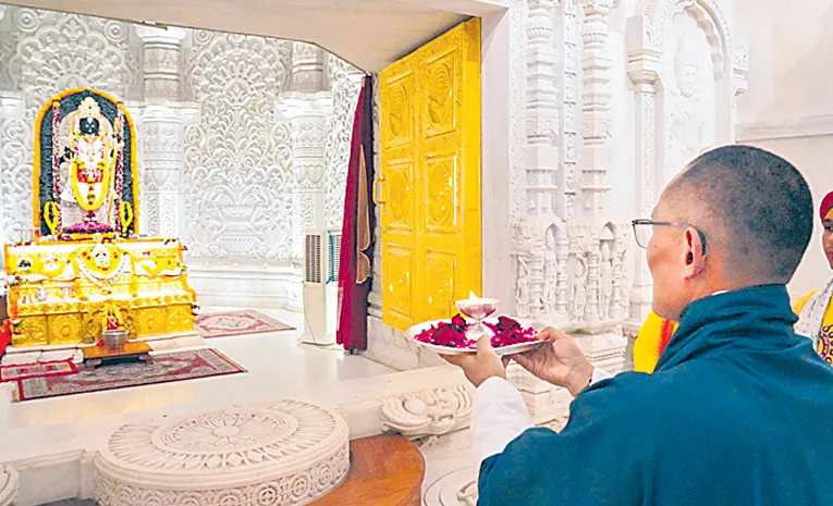 Bhutan PM Tshering Tobgay, Aum Tashi Doma Arrive in Ayodhya