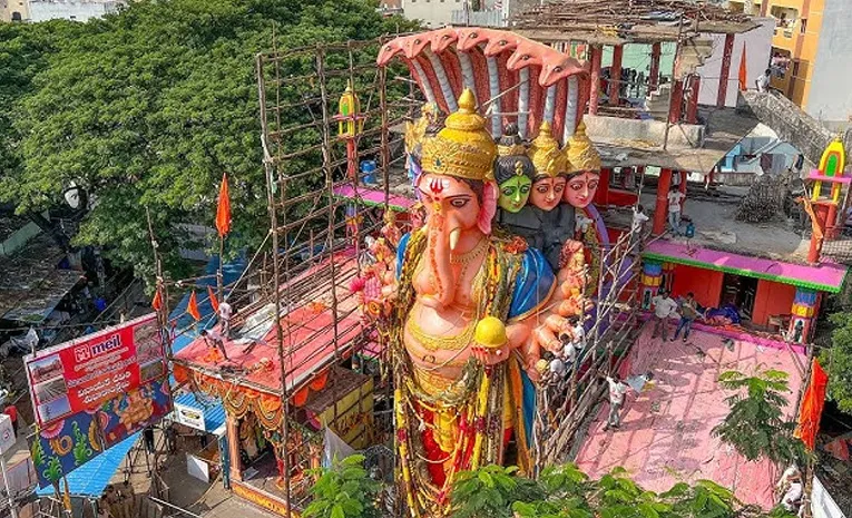 Khairathabad Ganesh Nimajjanam 2025