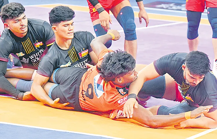 అజిత్‌ ‘సిక్సర్‌’