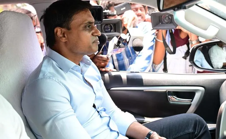 మిథున్‌రెడ్డికి మధ్యంతర బెయిల్‌