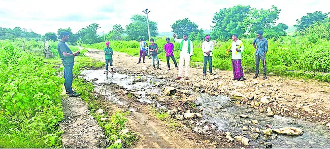 సమస్యలు పరిష్కరించాలి