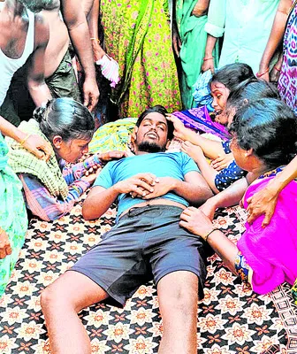 నదిలో మునిగి యువకుడు మృతి