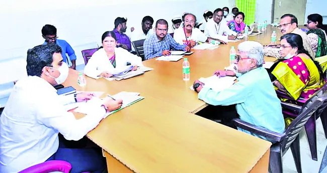 నాణ్యమైన వైద్య సేవలందించండి