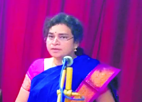 పిల్లల రక్షణ చట్టాల అమలుపై సమీక్ష 