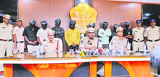 మాచర్ల దోపిడీ కేసు ఛేదన