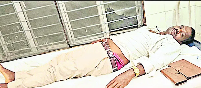 కార్యకర్తపై దాడి