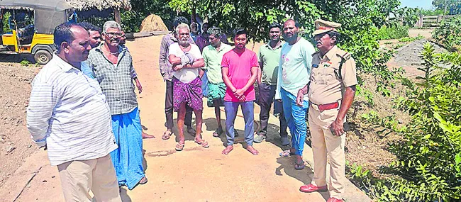 వన్యప్రాణులను వేటాడితే కఠిన చర్యలు