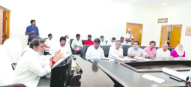అభివృద్ధి పనులు వేగవంతం