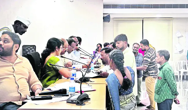 జీపీఓలు వస్తున్నారు..