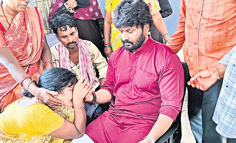 Young Man Go Missing in Godavari River