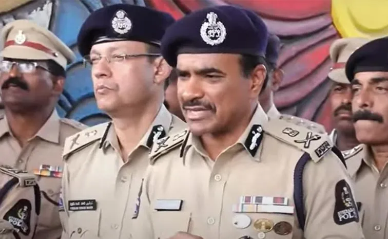 సీఎం విజిట్‌ మంచిదే.. నిమజ్జనాలపై ఫోకస్‌ పెట్టాం: సీవీ ఆనంద్‌