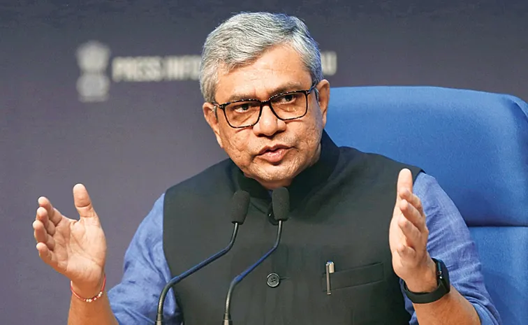 India Engaging with US And Global Firms To Protect IT Jobs Says Ashwini Vaishnaw