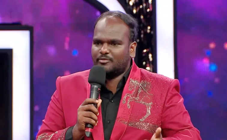 మీరు మన్మథుడు అయితే నేను ఉన్మాదిని.. అప్పుడే మొదలెట్టేశాడుగా!
