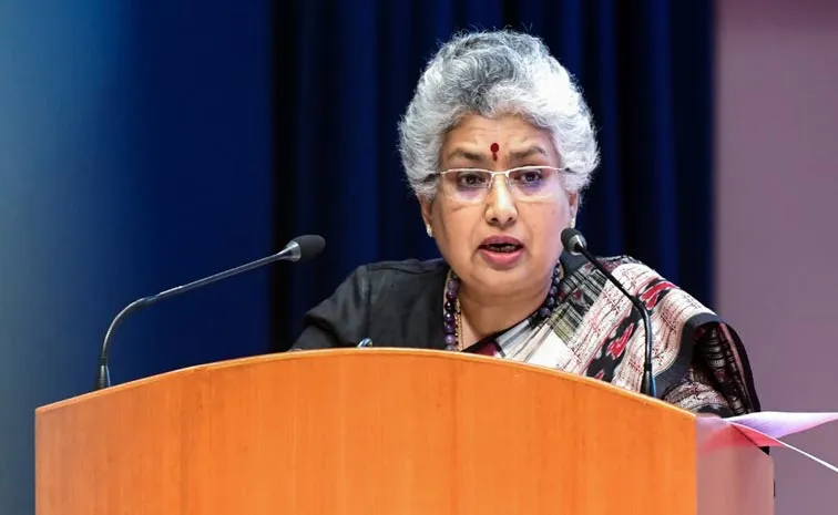 Justice BV Nagarathna Urges Graduates to Uphold Constitutional Values