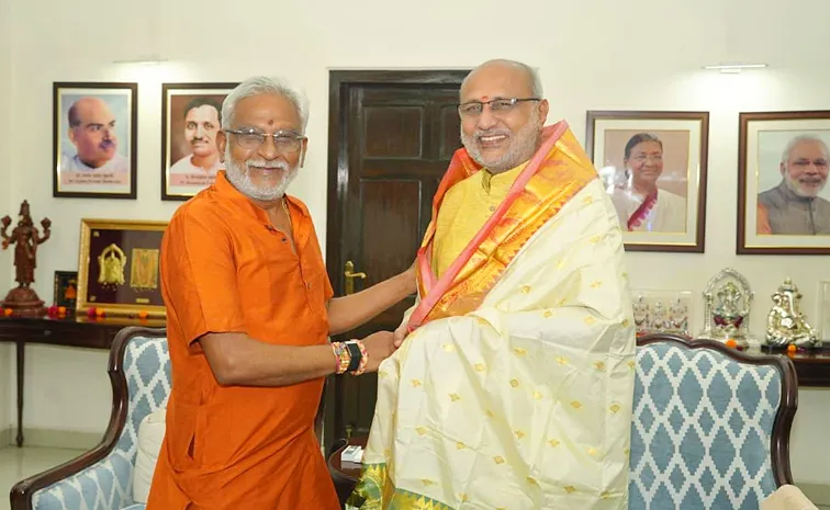 ఎన్డీఏ ఉపరాష్ట్రపతి అభ్యర్థిని కలిసిన వైవీ సుబ్బారెడ్డి