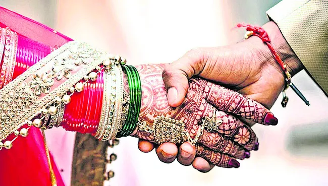 అన్నీ నకిలీ ప్రొఫైల్సే
