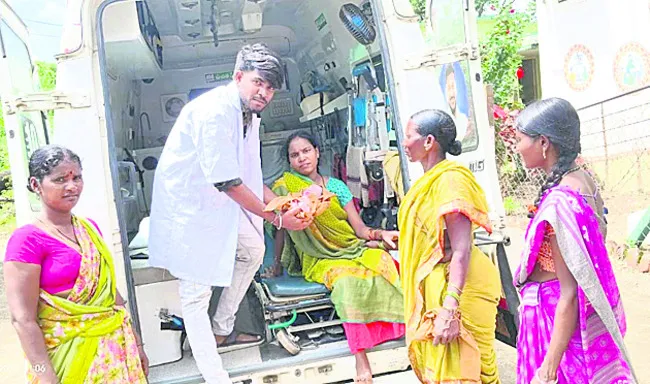 అంబులెన్స్లో ప్రసవం