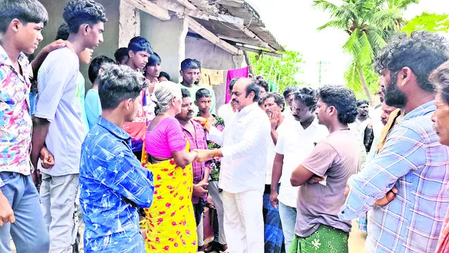 కూటమి పాలనలో రౌడీ సంస్కృతి