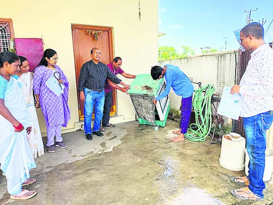 సీజనల్ వ్యాధులపై అప్రమత్తంగా ఉండాలి