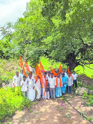 శోభాయమానంగా గిరి ప్రదక్షిణ 