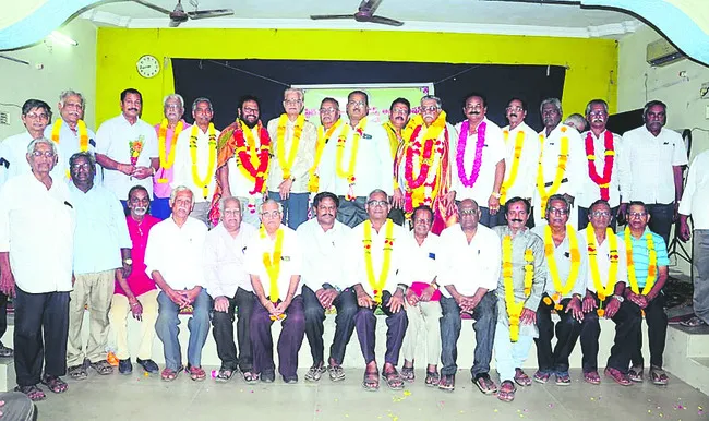 కొత్త కార్యవర్గం ఎన్నిక