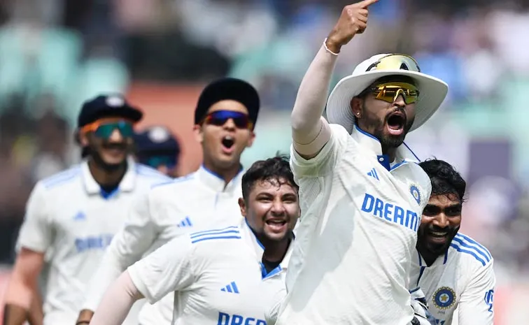 He Is My Favourite Indian Player Should Be: Gayle Slams Team India Selectors