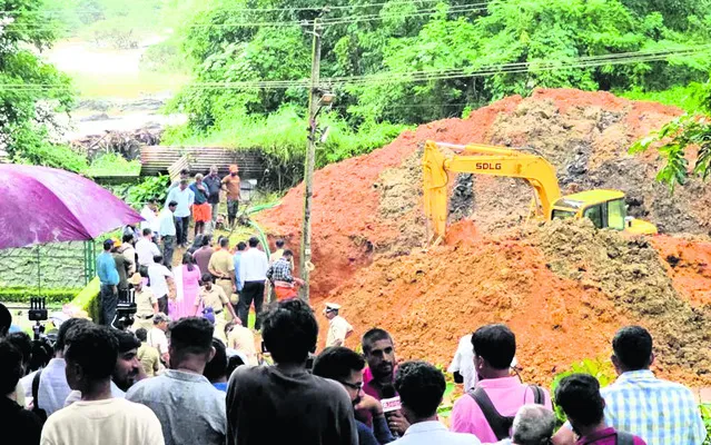 సిట్ అదుపులో కుట్ర నిందితులు