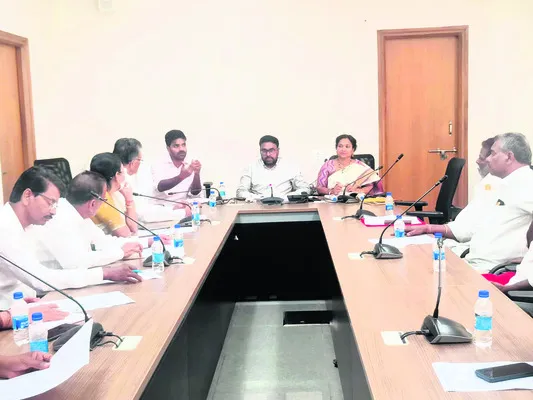 10న తుది ఓటరు జాబితా వెల్లడిస్తాం
