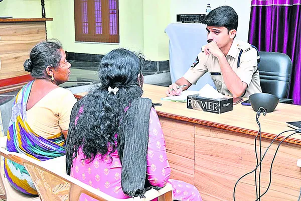 అర్జీలు పునరావృతం కాకూడదు 