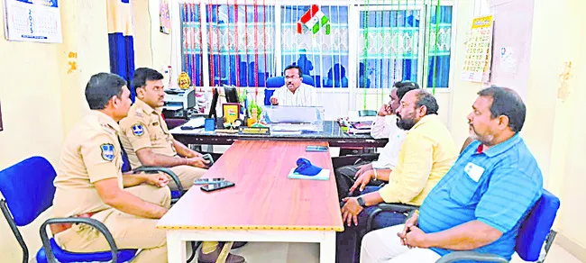 యాసంగికి ఇప్పుడే కొంటున్నారు 