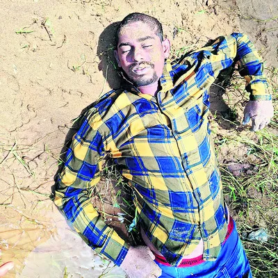 మొర్రేడులో కొట్టుకుపోయిన వ్యక్తి మృతి