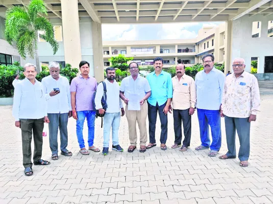 ముంపు బాధ తప్పించండి