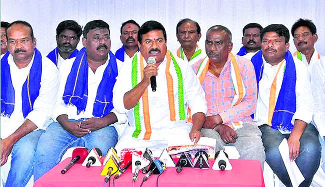 ‘రాజకీయ లబ్ధికే రాద్ధాంతం’
