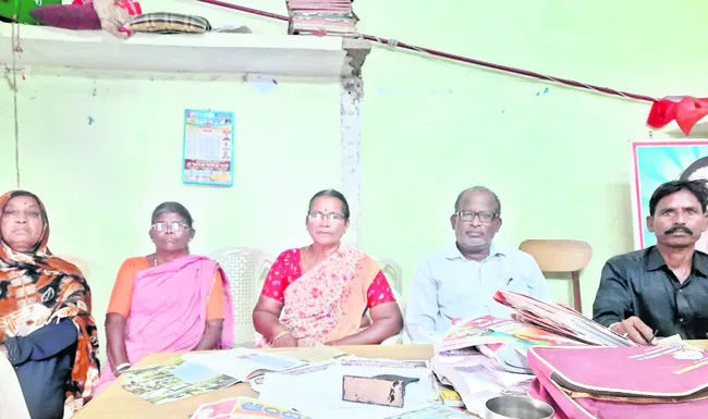 ప్రజావాణి సమస్యల పరిష్కారం.. బూటకం 