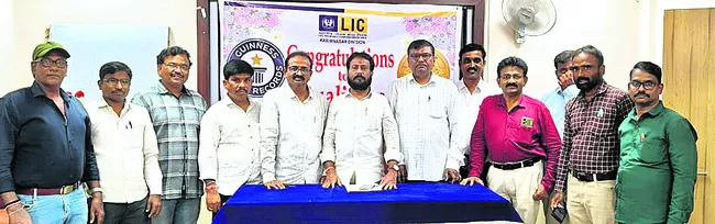 ఏజెంట్ల పోరాట ఫలితంగానే జీఎస్టీ తొలగింపు