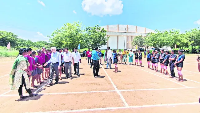 ఎంజీయూలో క్రీడాపోటీలు ప్రారంభం