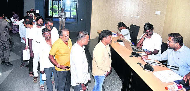 సమస్యలు పరిష్కరించండి
