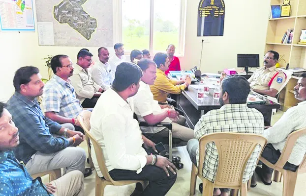 జర్నలిస్టులపై దాడులను సహించం