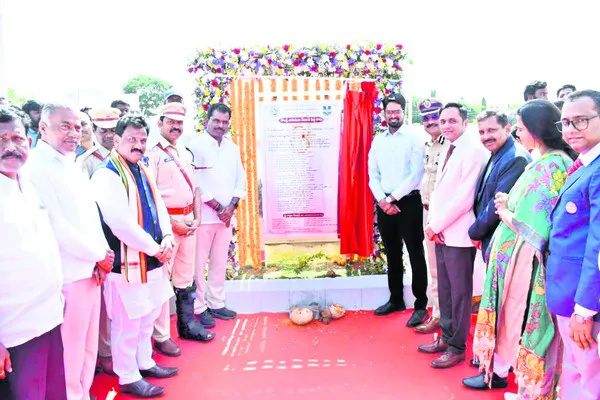 పోలీసులపై ప్రజలకు పెరిగిన విశ్వసనీయత 