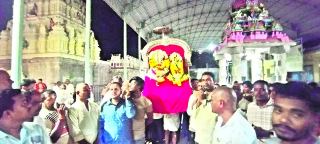 వైభవం..పల్లకీ ఉత్సవం 