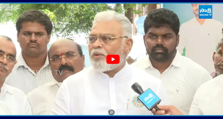 పోలీసులా లేక రౌడీలా.. అర్ధరాత్రి నా ఇంటికి వచ్చి