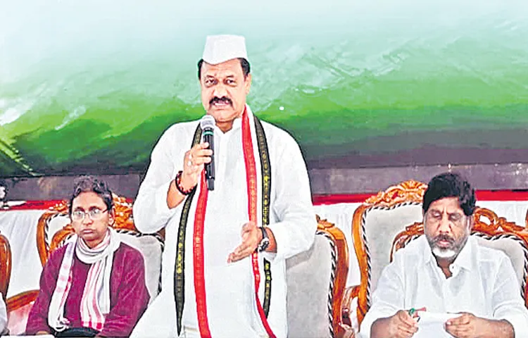 TPCC expanded executive meeting chaired by Mahesh Kumar Goud