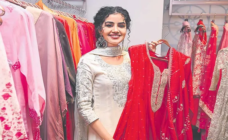 Fashion Tips: Anupama Parameswarans fashion mantra