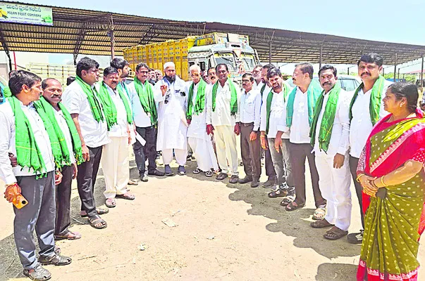 అన్నదాతలప్రయోజనాలే ముఖ్యం