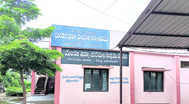 ఏడుగురే.. ఎంపీడీవోలు!