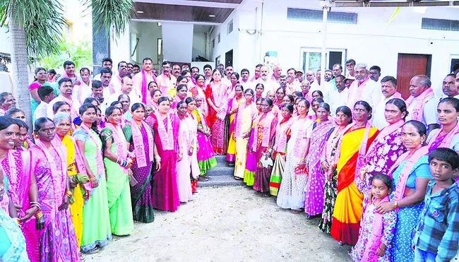 కాంగ్రెస్‌ పతనం ప్రారంభమైంది